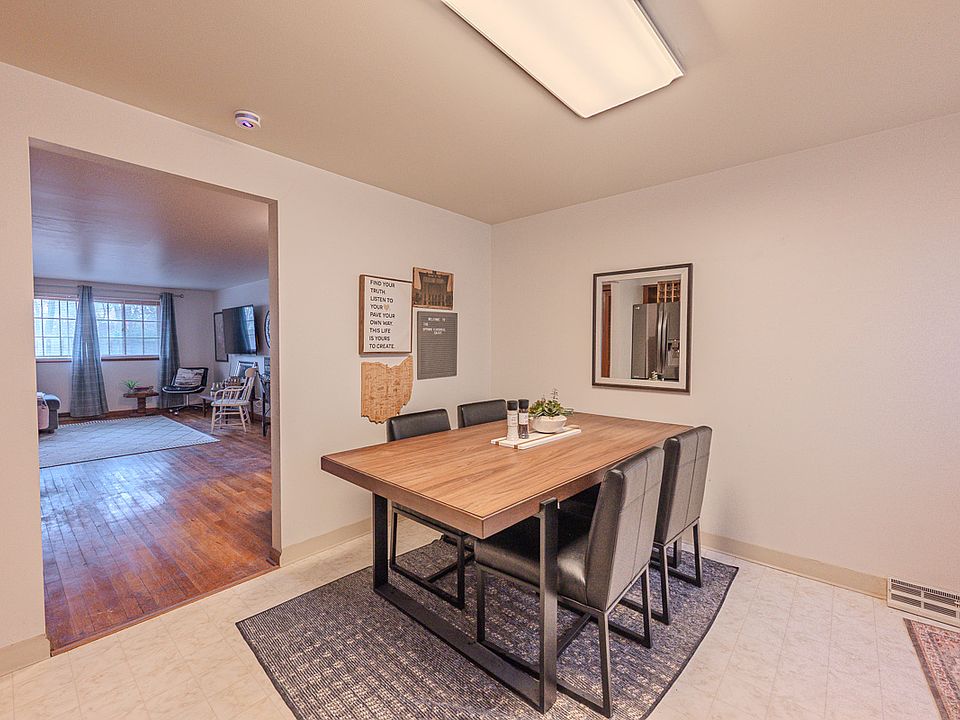 FURNISHED: Eat Space