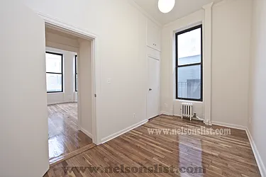 Rented by R New York