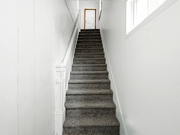 3rd image of 112 Walnut St Floor 2