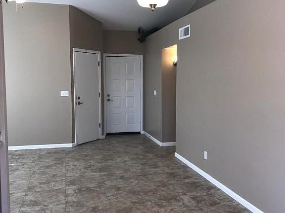 3013 W Ross Ave - MLS Pic #4