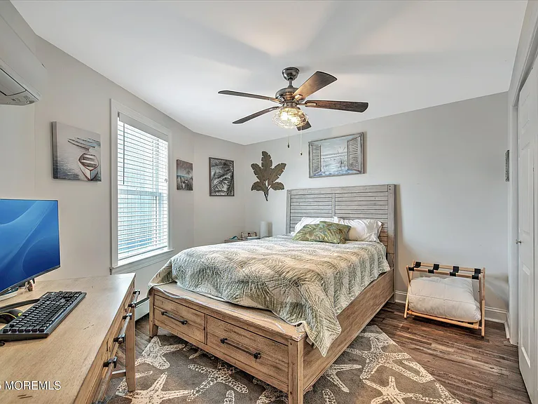 424 E Longport Ave — Photo 31