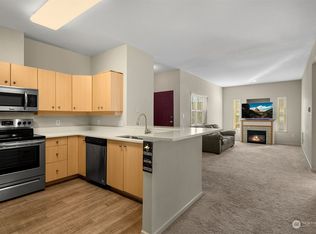 4217 164th St SW UNIT B207, Lynnwood, WA 98087