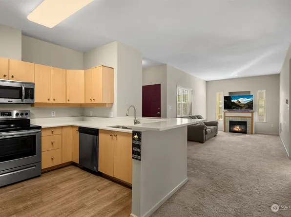 4217 164th Street SW #B207, Lynnwood, WA 98087