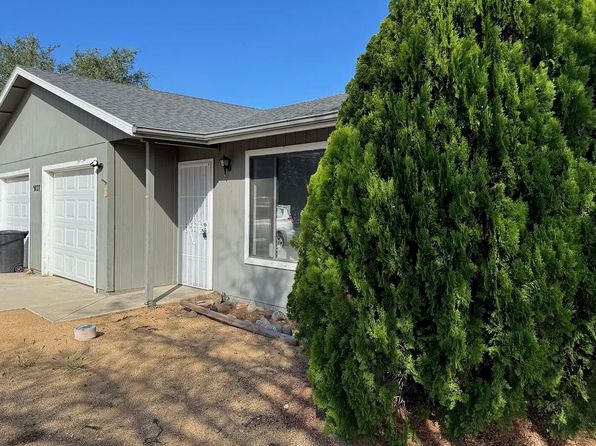 3027 N Constance Dr #B