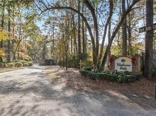 Mattingly Ln, Madisonville, LA 70447