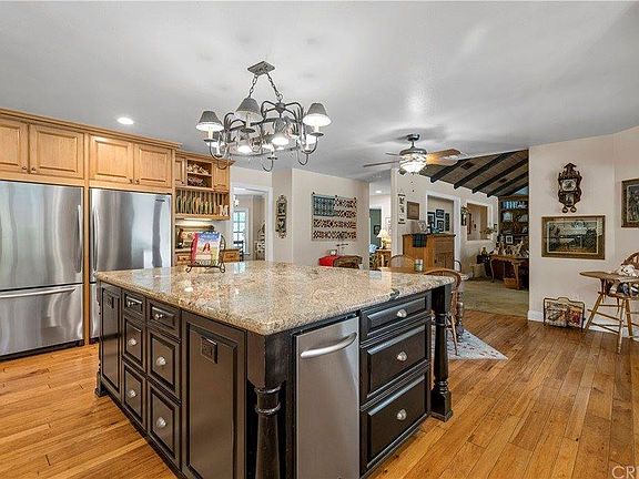 5th image of 21325 Placerita Canyon Rd