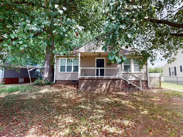 505 State Park Rd, Greenville, SC 29609