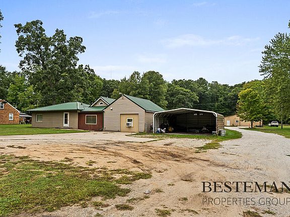 2nd image of 5449 Holton Rd