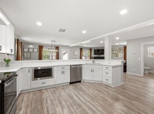 776 E Fulton St, Van Alstyne, TX 75495