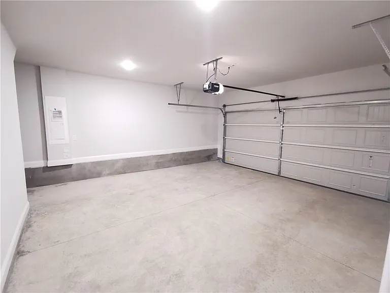 3855 Brookburn Park — Photo 27