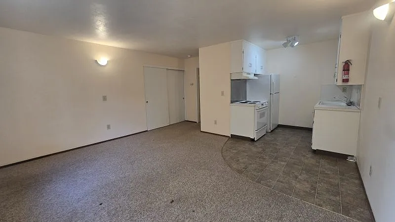 1 bed, 1.0 bath, $2,600 — Photo 4
