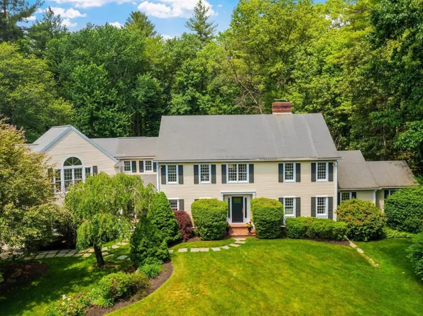 9 Ladyslipper Ln, Acton, MA 01720