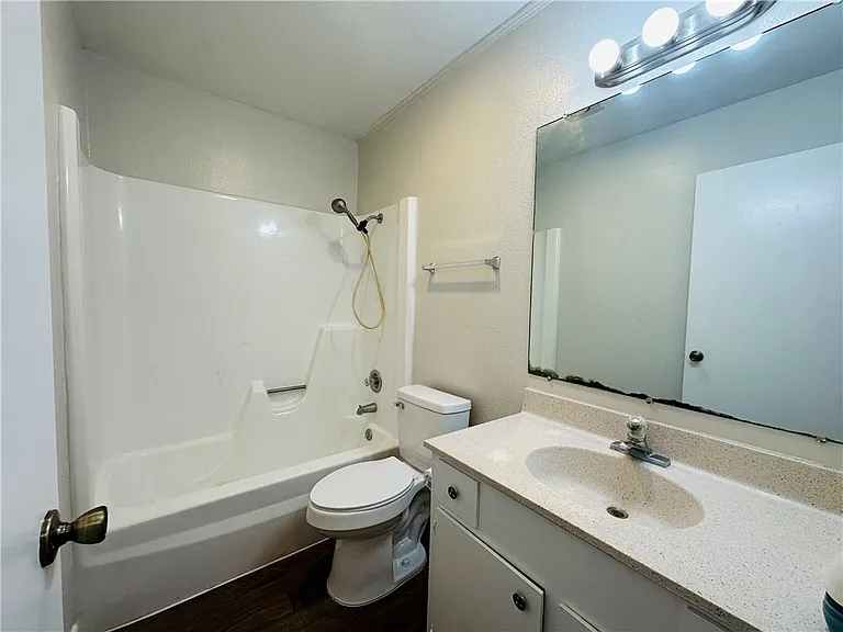 936 Egyptian Cir #A — Photo 6