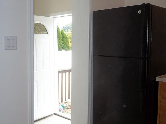 Foyer / Rear Entrance