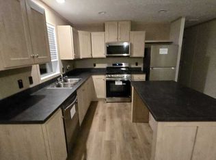 2222 Village Dr #42, Caro, MI 48723