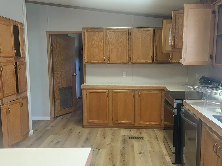 6418 Dunn Rd #19 — Photo 5