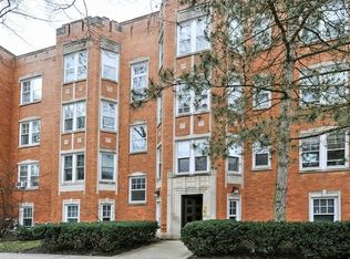2454 Prairie Ave APT D1, Evanston, IL 60201
