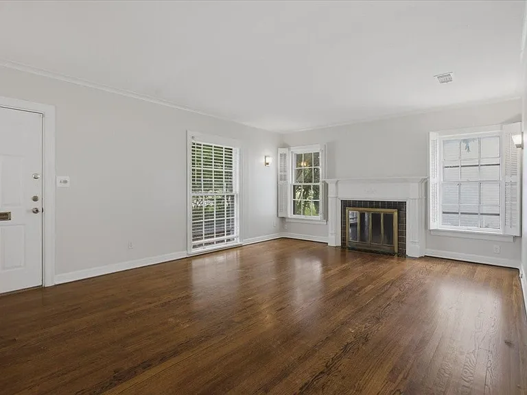 3101 Westcliff Rd W — Photo 10