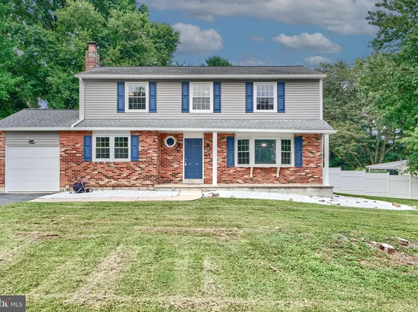 34 Highland Ave, Elkton, MD 21921
