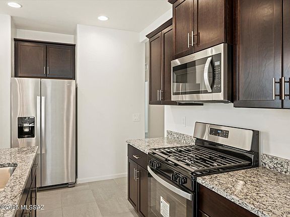 5th image of 10387 W Granderson St