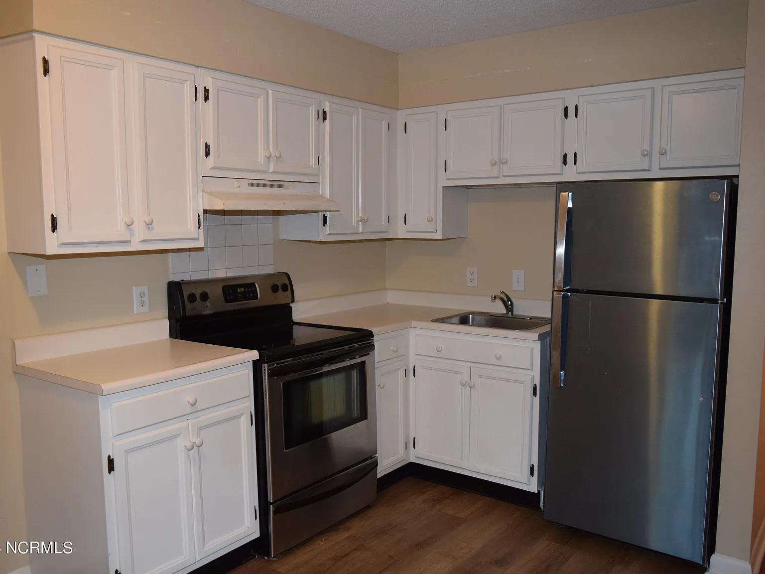 1 bed, 1.0 bath, $1,150 — Photo 4