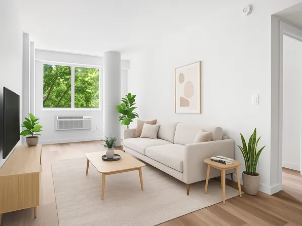 265 Ocean Parkway image 2 of 11