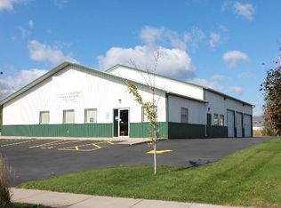 1215 Oak Forest Dr, Onalaska, WI 54650