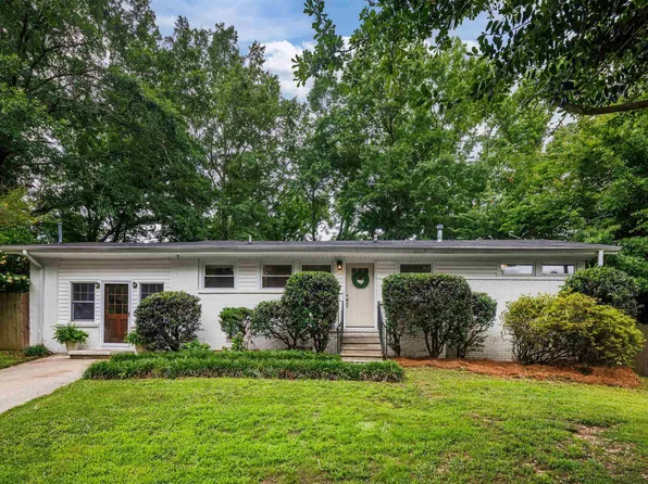 660 Bourbon Cir, Birmingham, AL 35213