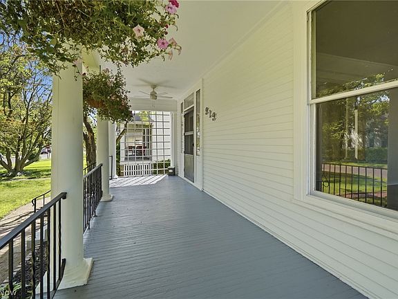 4th image of 919 Sunset Ave