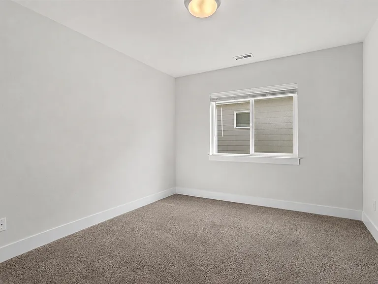 3720 194th Pl SE — Photo 9