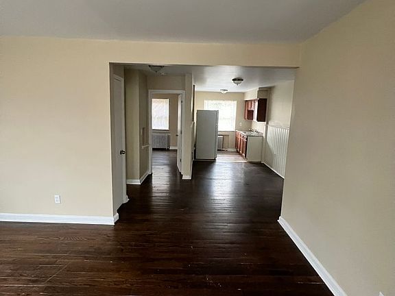 4th image of 129 Glenridge Pl #3