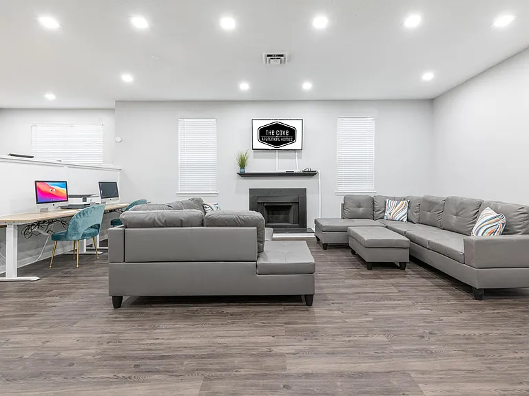 The Cove Apartment Homes — Photo 32