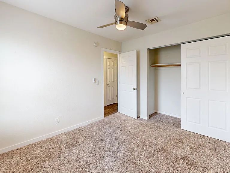 Bennett Ridge Apartments — Photo 33