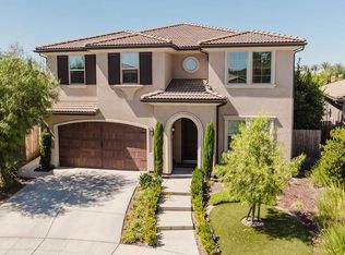 1671 E Bella Fiore Dr, Fresno, CA 93730