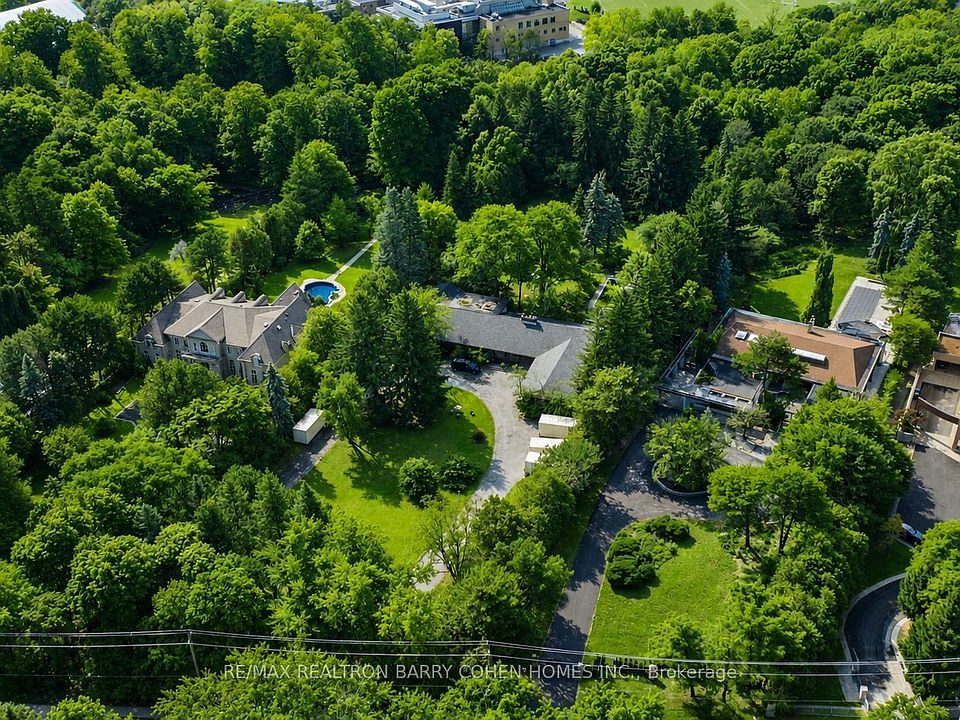 1st image of 14 Park Lane Cir