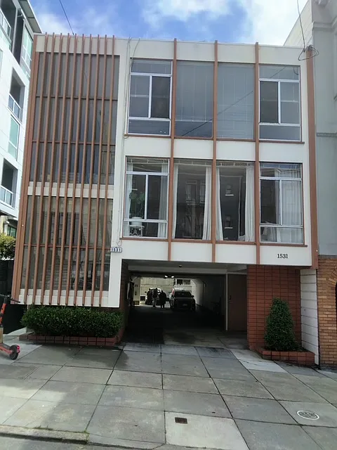 1 bed, 750 sqft, $4,950 — Photo 1