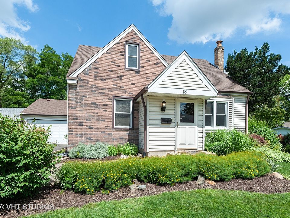 1st image of 18 Lakeview Dr