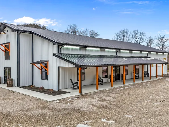 9585 Campton Rd, Stanton, KY 40380