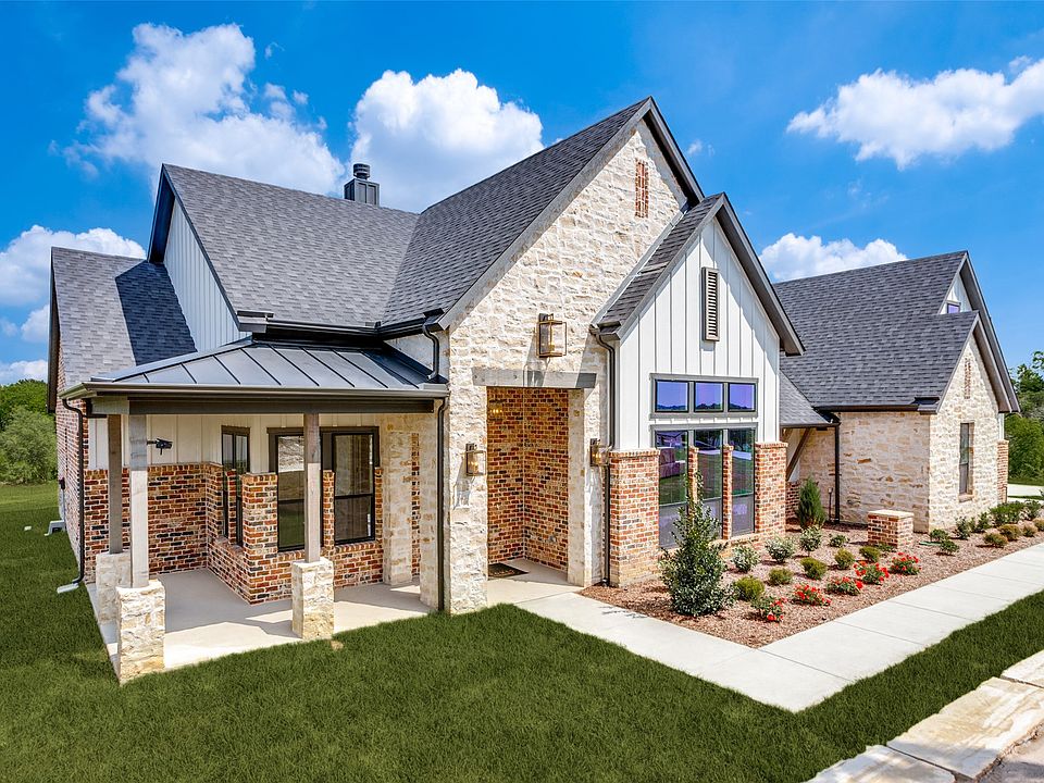 1st image of 2047 Woodland Rd