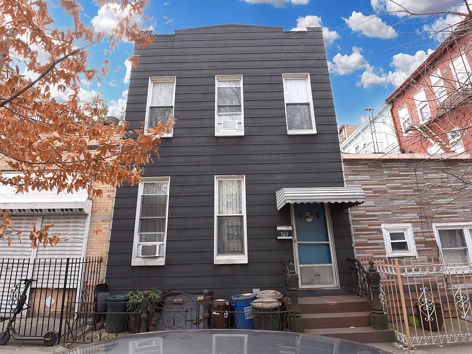 1st image of 569 Humboldt St #1