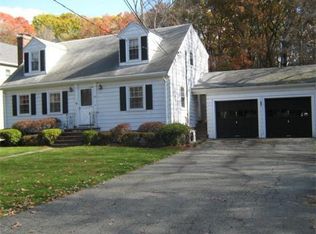 80 Robinwood Ave, Needham, MA 02492