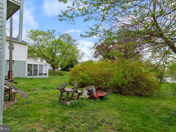 70-72 Charles St, Westminster, MD 21157