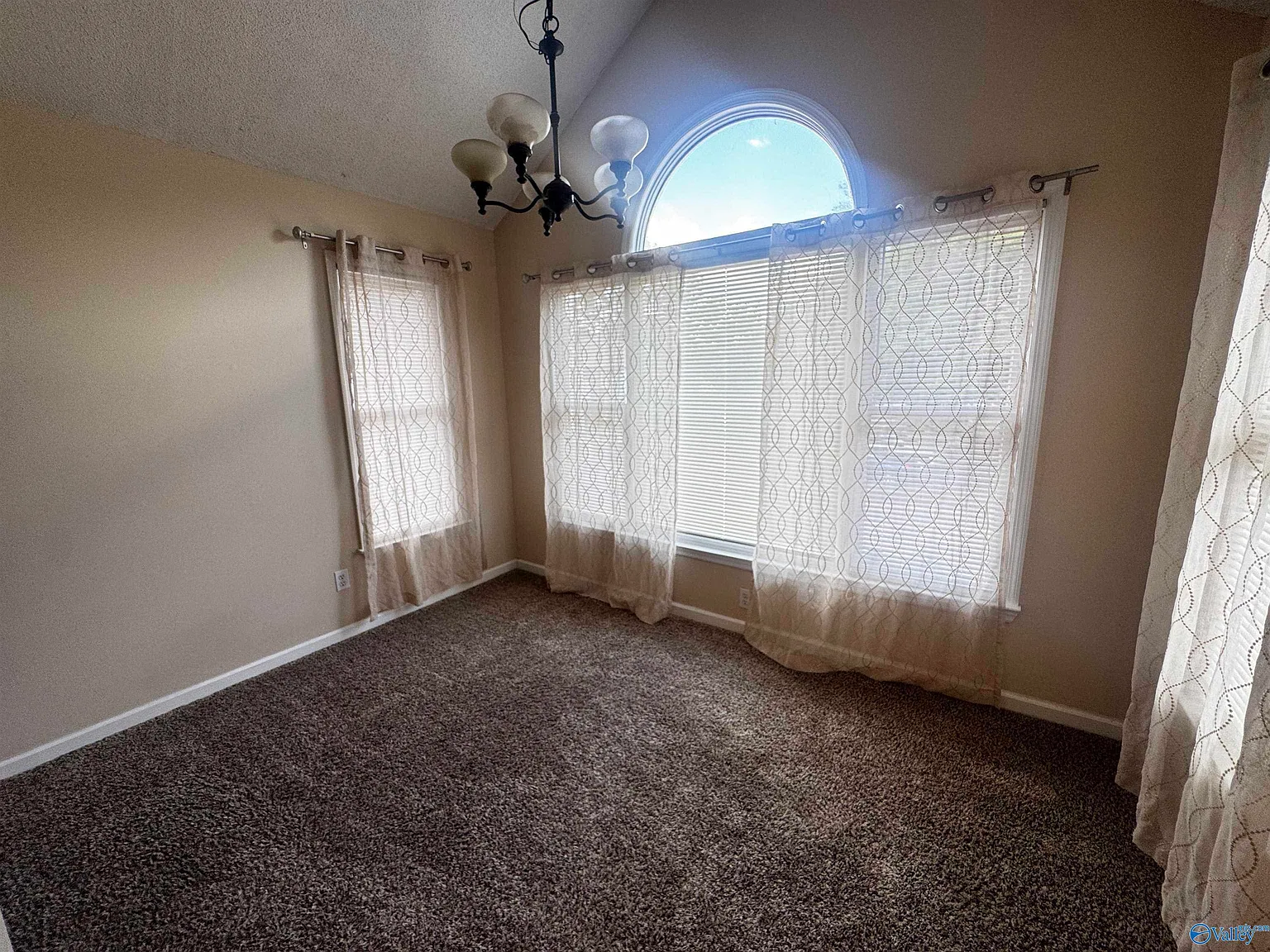2 bed, 2.0 bath, 1052 sqft, $1,150 — Photo 4