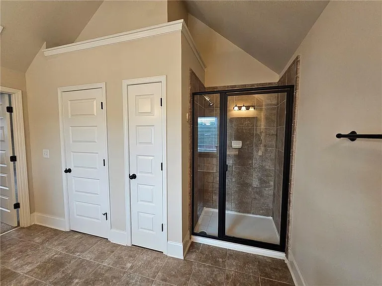 1550 Horseshoe Creek Ln — Photo 24