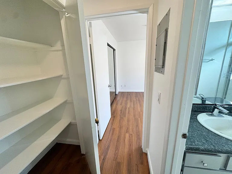 3746 Mentone Ave — Photo 14