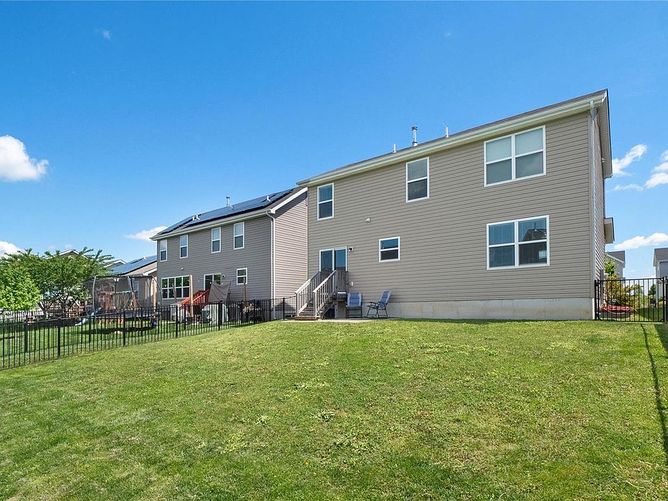 2nd image of 2768 Cedar Grove Dr