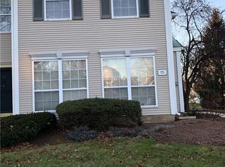 95 Columbus Dr #1008, Franklin Park, NJ 08823