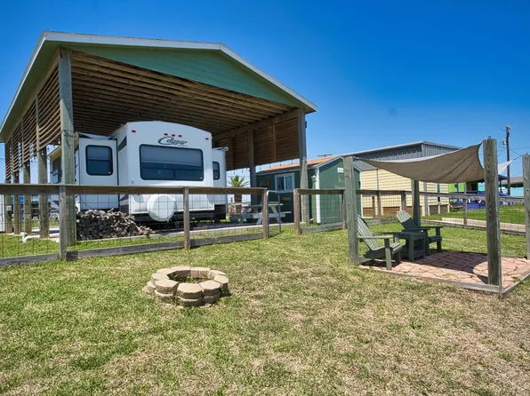 12003 County Road 202, Bay City, TX 77414