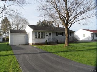 20 Bohling Rd, New Hartford, NY 13413