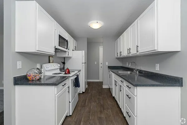 Conestoga Park Apartments